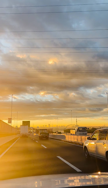 ディズニーランドに向かう画像