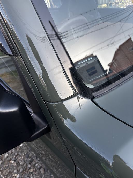 ジムニーにワックスをかけた画像