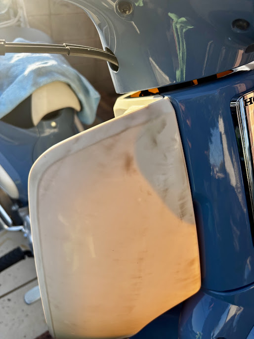 汚れたスーパーカブの画像